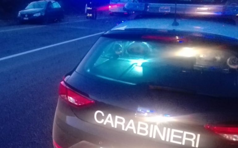 Villagrande, perde il controllo dell’auto e si ribalta
