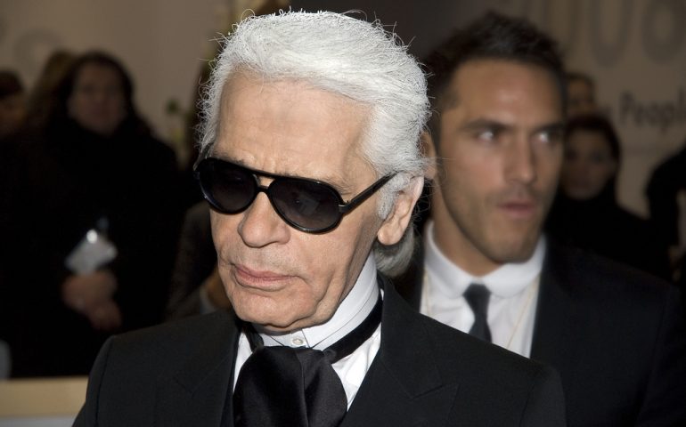 Lutto nel mondo della moda: è morto Karl lagerfeld