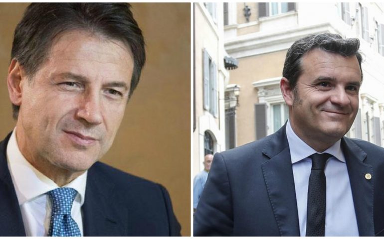 Il premier Conte e il ministro Centinaio a Cagliari: Prefettura blindata