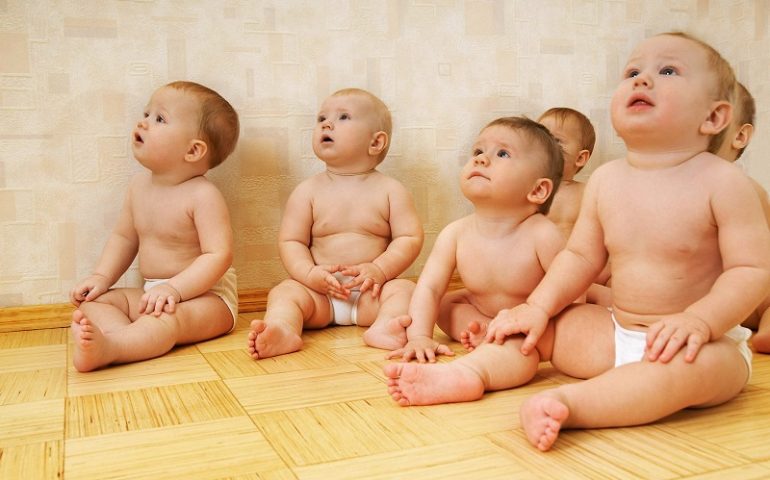 Politiche sociali, dalla Giunta 3,7 milioni di euro per le famiglie con 4 o più figli