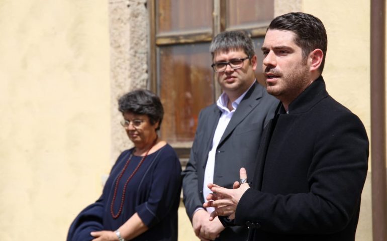“Pane Quotidiano”. La nuova mostra di Maria Lai inaugurata a Ulassai, sotto l’occhio vigile del curatore Davide Mariani