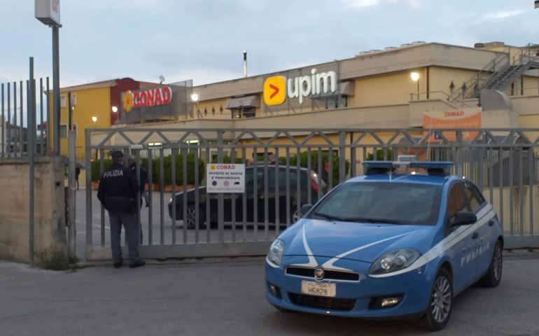 Tortolì, supermercato chiuso per allarme bomba