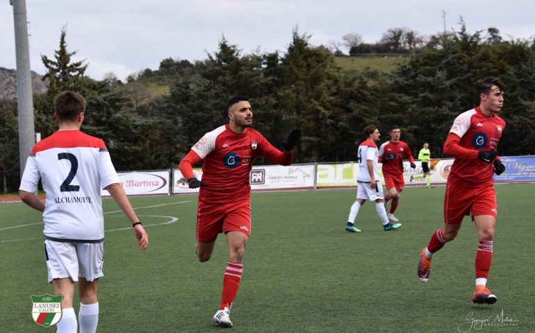 Calcio. Bernardotto stende l’Aprilia ma si infortuna, Lanusei in ansia. Tortolì in Promozione, la dirigenza si dimette