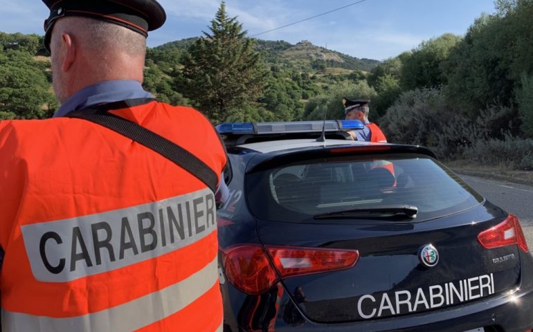 Ubriaco alla guida a Macomer: 55enne denunciato dai carabinieri