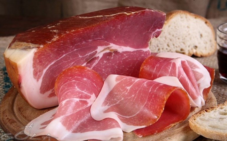 Tutto pronto per la XXIX Sagra del Prosciutto di Talana: appuntamento annuale con tradizione e gusto