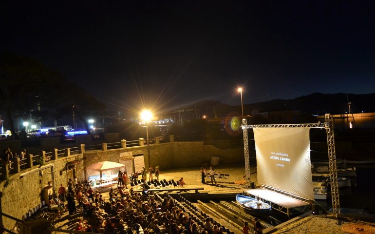 Ci era tanto mancata: ad agosto ad Arbatax torna la rassegna “Cal’a Cinema”: Wertmuller, Cabiddu e Zucca sullo schermo di Cala Genovesi