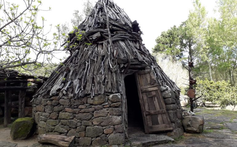 A Dorgali c’è un luogo incantato: il Parco Museo S’Abba Frisca, la magia di viaggiare nel tempo