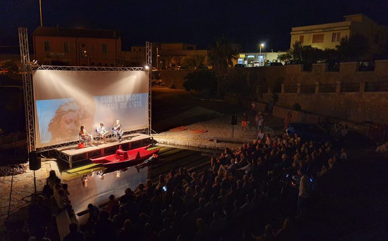 Secondo appuntamento per Cal’a Cinema: stasera “Il flauto magico di Piazza Vittorio” di Gianfranco Cabiddu