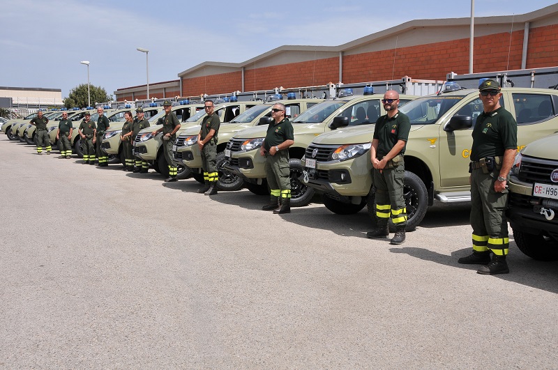 Assessore Lampis consegna 24 mezzi al Corpo forestale per rinnovo autoparco. Mezzi anche a