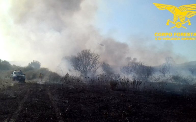 Sardegna che brucia: ieri 8 incendi, fiamme anche a Seui e Osidda