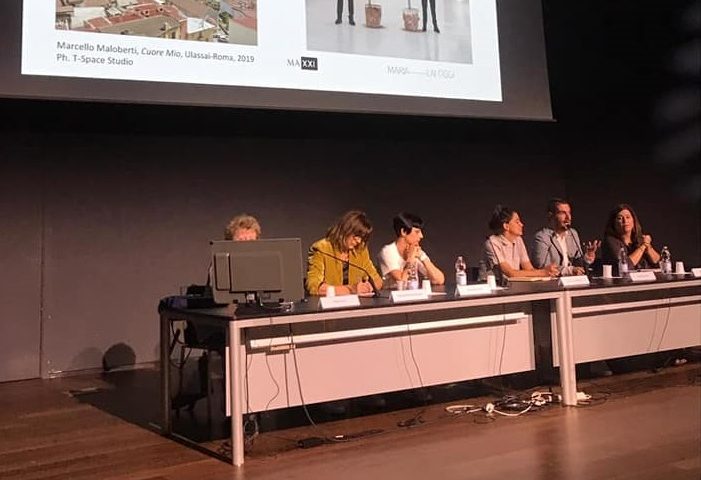 La fotonotizia. Il direttore della Stazione dell’Arte Davide Mariani interviene al MAXXI a Roma