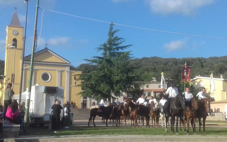 (FOTO) Villanova, la comunità unita per i festeggiamenti in onore di San Nicola