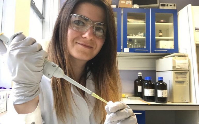 Claudia Contini, ricercatrice sarda, premiata a Londra per il suo progetto di ricerca