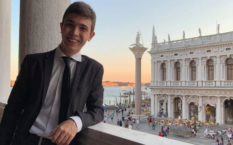 Matteo Porru, il giovane scrittore cagliaritano vince Campiello Giovani