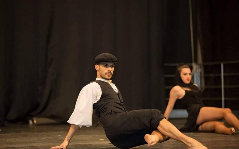 Tre buoni motivi per iscriversi a un corso di danza: la parola al ballerino e maestro Luca Sulis