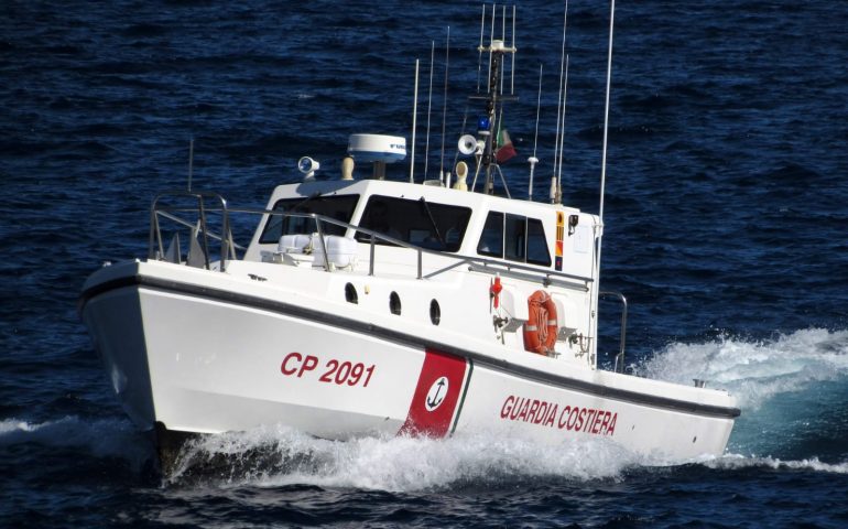 Arbatax, dramma del mare. Due corpi in avanzato stato di decomposizione su un piccolo barchino