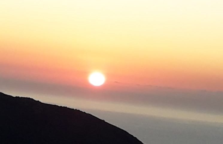 Le foto dei lettori. L’alba a Sarrala vista da Monte Siddusu
