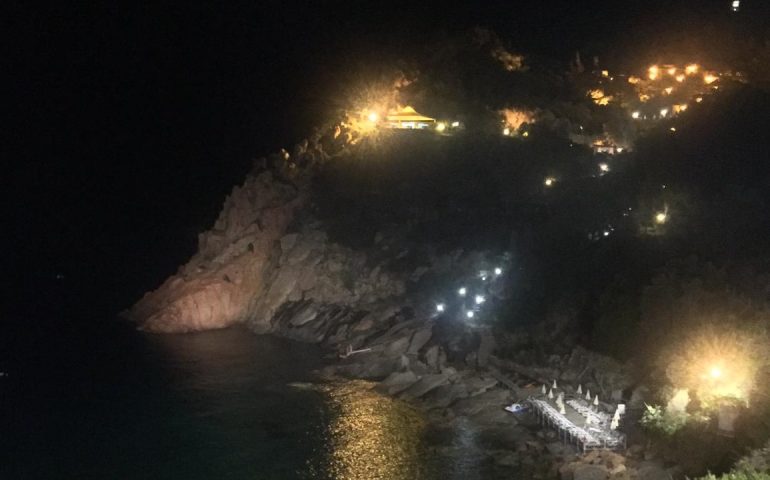 Le foto dei lettori. La magica atmosfera di Cala Moresca nello scatto di Beatrice Foddis