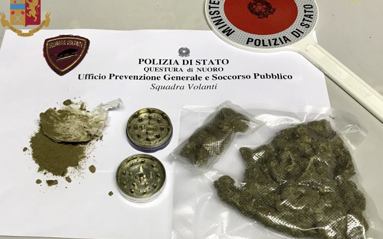 Nuoro, in casa con la marijuana. Denunciato un giovane del posto per detenzione ai fini di spaccio