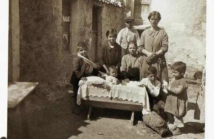 Medicina popolare ogliastrina: come venivano affrontati in passato il parto e il periodo successivo alla nascita