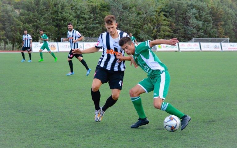 Calcio. Il Lanusei nella tana dell’Ostiamare. Sfida Cortoghiana-Idolo e Tortolì-Tonara