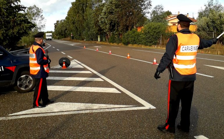 Fermato dai carabinieri con un’arma nella sua auto. Nei guai un 55enne di Nurri