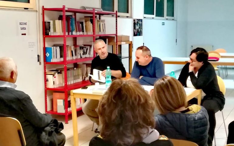 Bari Sardo, lo scrittore Danilo Scanu incanta i presenti con il romanzo “La Valle delle Anime”
