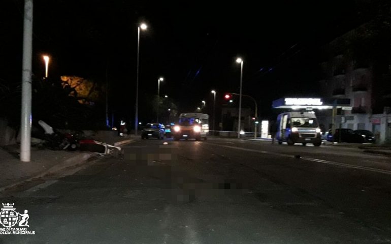 Cagliari, incidente nella notte: motociclista di 29 anni muore travolto da un pirata della strada