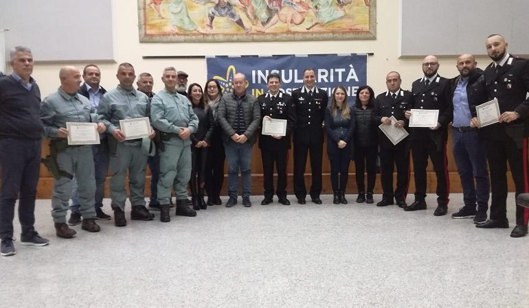 Orosei. Ritrovamento del caimano Jack: attestato di benemerenza a Carabinieri e Corpo Forestale