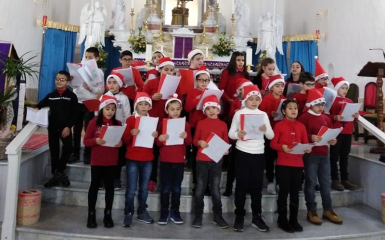 Villanova, con il Concerto di Natale i bambini danno il benvenuto alle vacanze con gioia e serenità