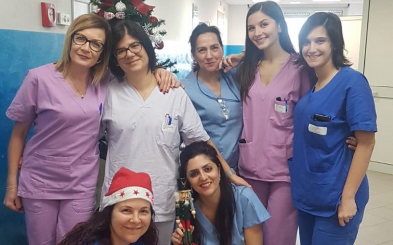 La foto. Buon Natale dal reparto di Ostetricia dell’ospedale di Lanusei!