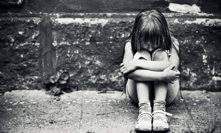 Alghero, violentata ripetutamente quando era una ragazzina: dopo anni trova la forza di denunciare