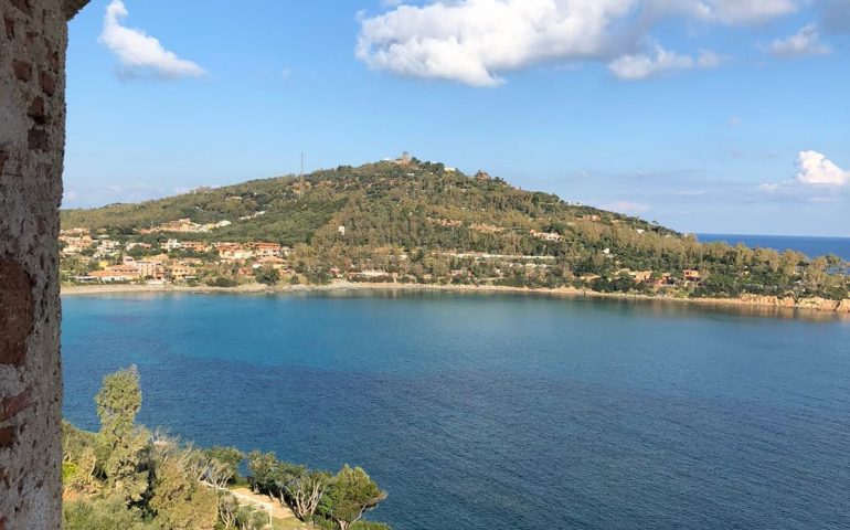 Le foto dei lettori. Arbatax vista dalla Torre di San Gemiliano