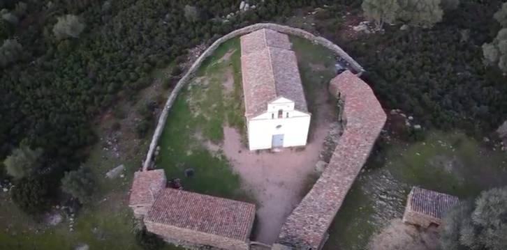 (VIDEO) Le bellezze di Golgo, a Baunei, riprese dall’alto
