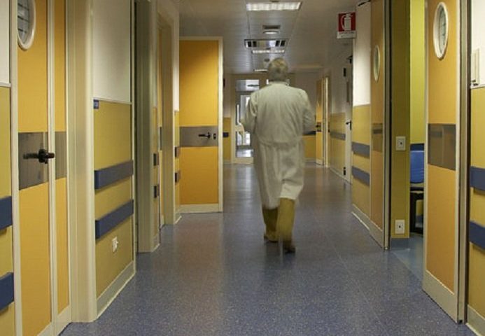 Muore un 76enne di Guspini: era ricoverato a Cagliari. Salgono a 16 le vittime in Sardegna