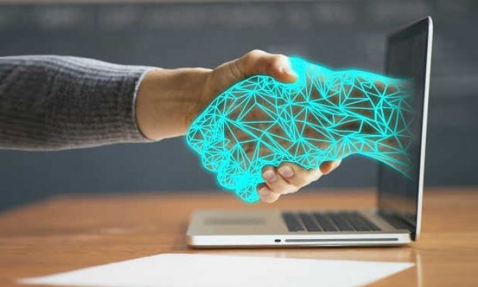 Solidarietà digitale: iniziative e supporto gratuito nel periodo di emergenza