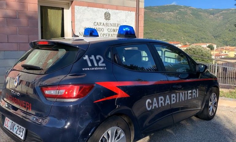 Tonara, operatore socio-sanitario a spasso senza comprovata necessità: denunciato