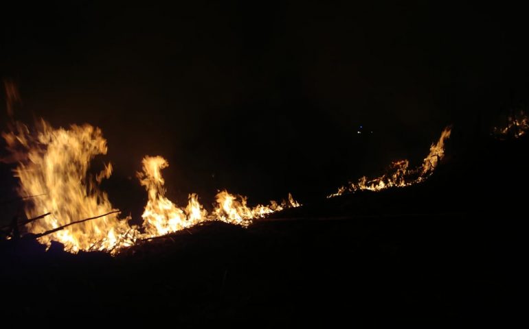 Incendio a Lotzorai, fiamme ad Iscrixedda
