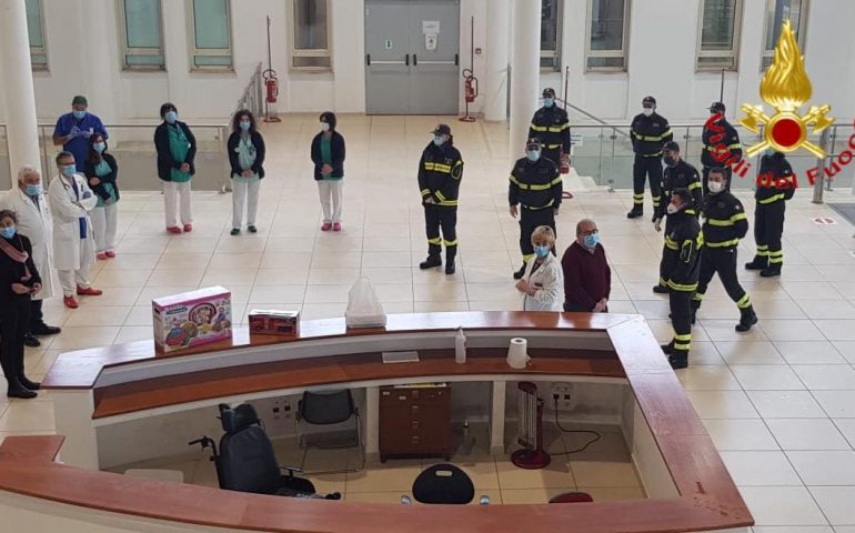 Nuoro, donazione dei Vigili del Fuoco a favore del Reparto Pediatra del San Francesco