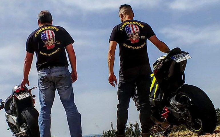 Foto del Motoclub di Tertenia: i Commandos.