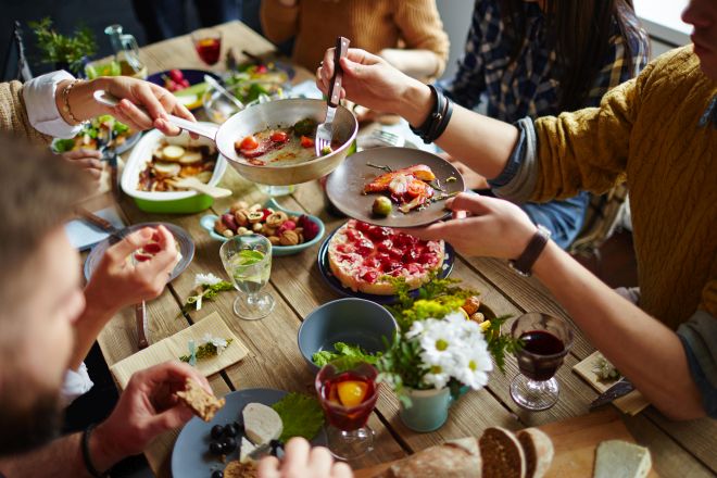 Pasqua e Pasquetta. Unico vantaggio? La spesa è a km0