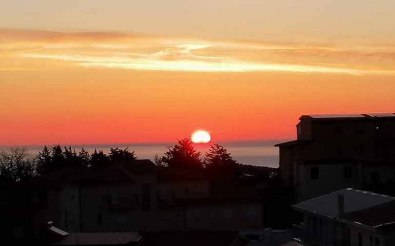 Un giorno in più, un giorno in meno: la serenità a portata di sguardo. Lo scatto (meraviglioso) di Donatella Loddo a Lanusei