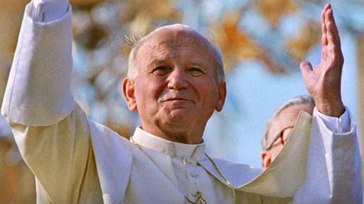 Accadde oggi. Il 2 aprile 2005 muore Papa Giovanni Paolo II, uno dei pontefici più amati