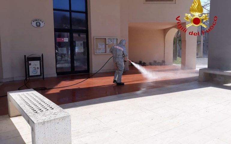 (FOTO) Arzana, Tortolì, Arbatax e Ilbono: i Vigili del Fuoco sanificano gli abitati