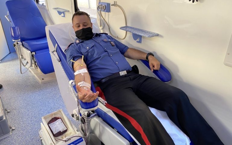 Donatori di sangue in calo. I carabinieri di Nuoro rispondono all’appello dell’Avis