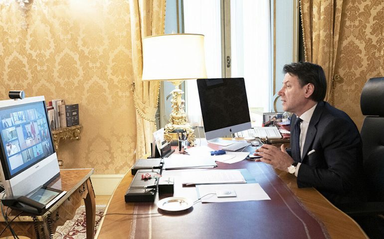 Incontro Governo-Regioni: il sì di Conte, riaperture dal 18 maggio, tra qualche giorno i protocolli