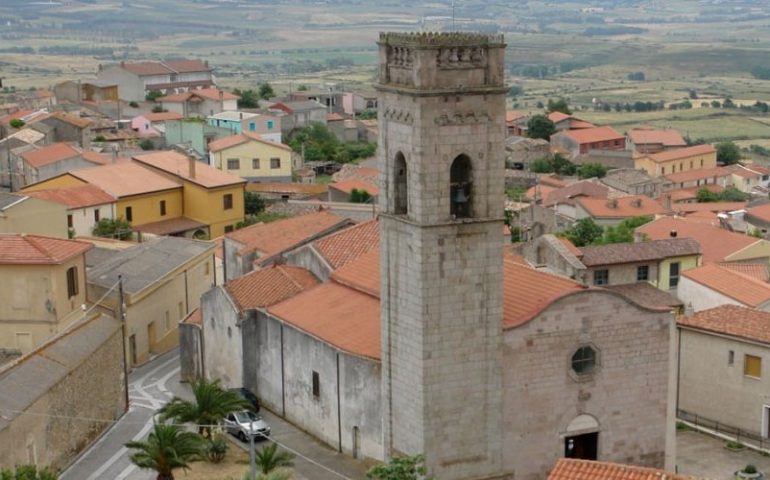 Giallo a Genoni: allevatore trovato morto nella sua azienda agricola