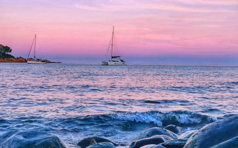 Le foto dei lettori. La magia della Baia di Porto Frailis nello scatto di Lorenzo Gerbino