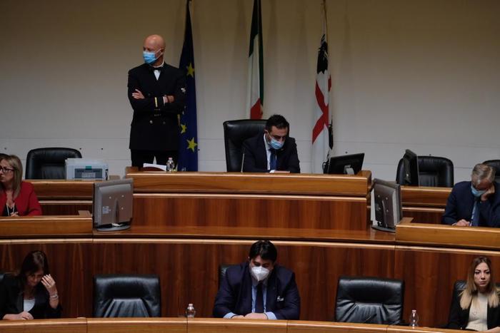 Regione, Solinas prevede mezzo miliardo per fronteggiare l’emergenza economica