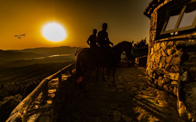 Le foto dei lettori. Un tramonto speciale a Monte Idolo